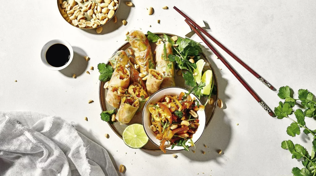 Summer Rolls z sałatką z Mango